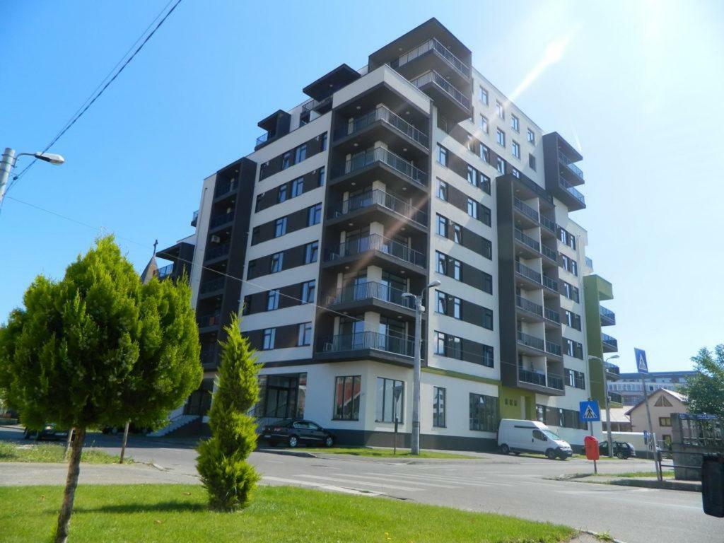 Nufarul Apartament Appartamento Gran Varadino Esterno foto