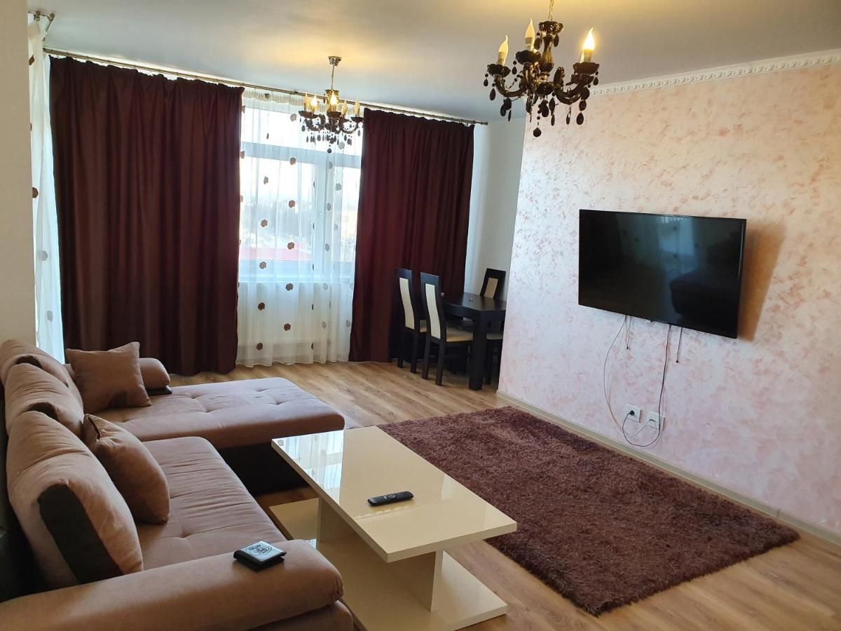 Nufarul Apartament Appartamento Gran Varadino Esterno foto